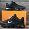 Кроссовки Nike чёрного цвета